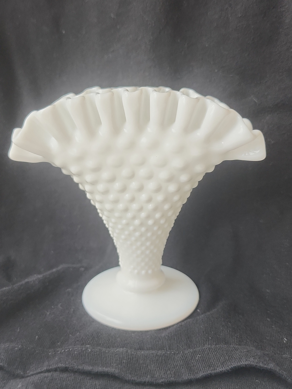 Vintage Fenton White Milk Glass 4" Hobnail Fan Vase w/Ruffled Crimped Edge